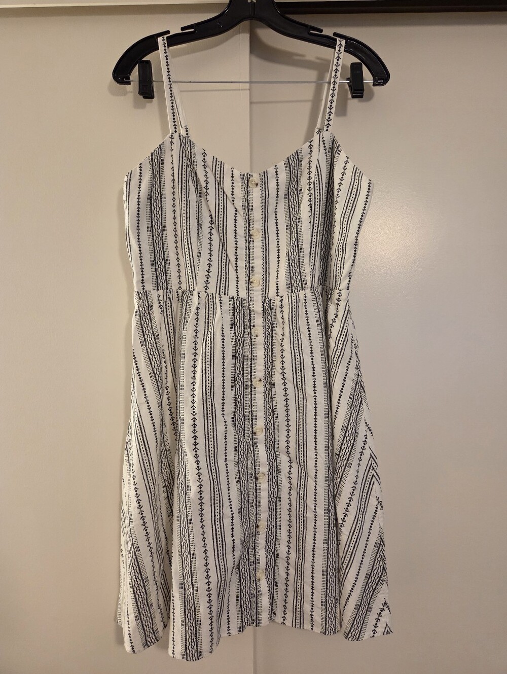 Old Navy Linen Blend White and Black Striped Button-Front Sundress